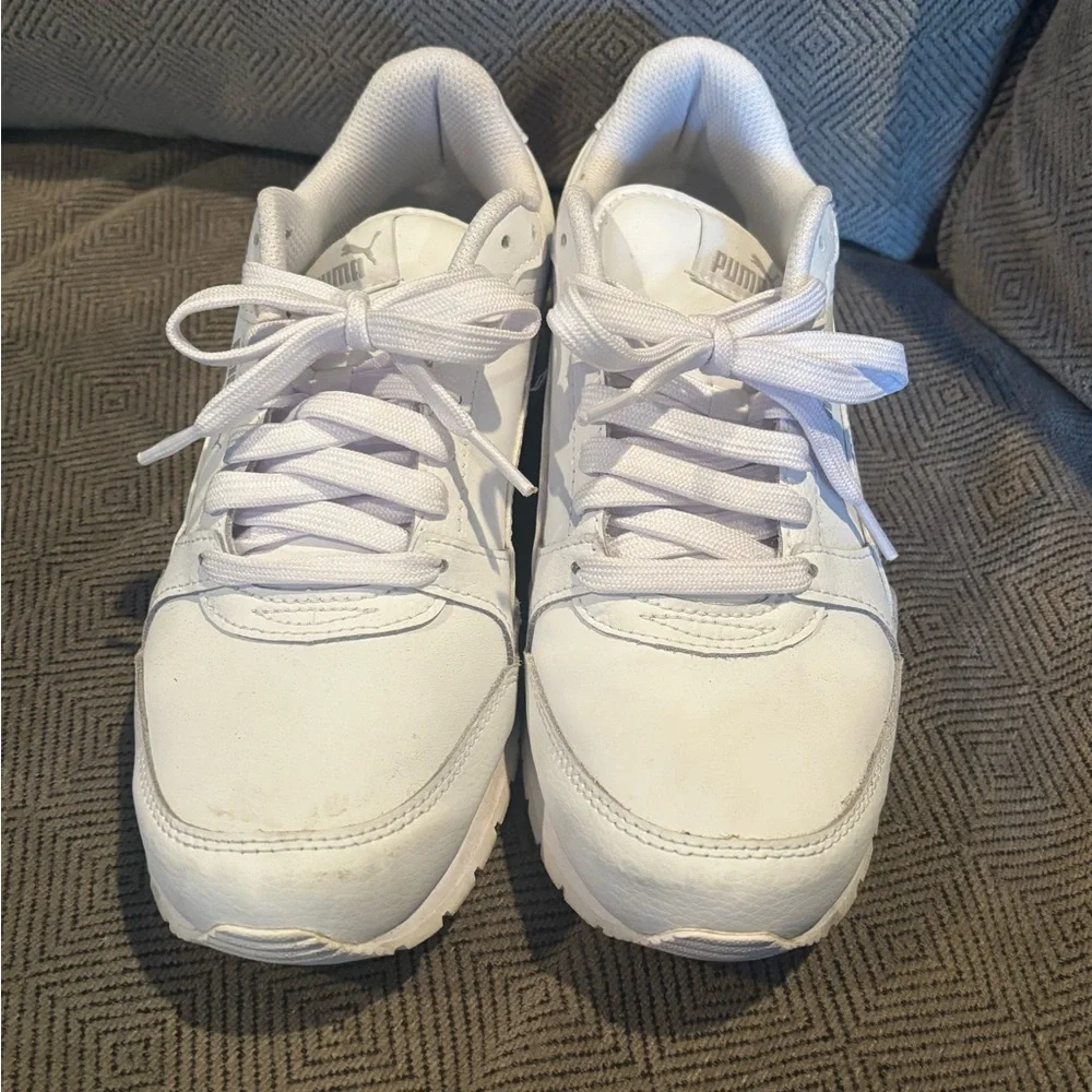 Puma Men's ST Runner v3 Leather sneakers A00502